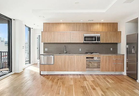 3rd image of 50 N 1st St #5N