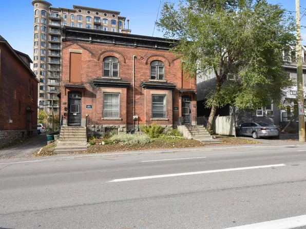 477 Slater St Room A, Ottawa, ON K1R 5C2