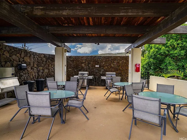 250 Kawaihae St #16B — Photo 26