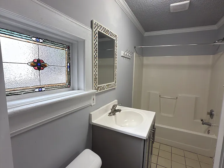 2217 Blossom St #2 — Photo 12