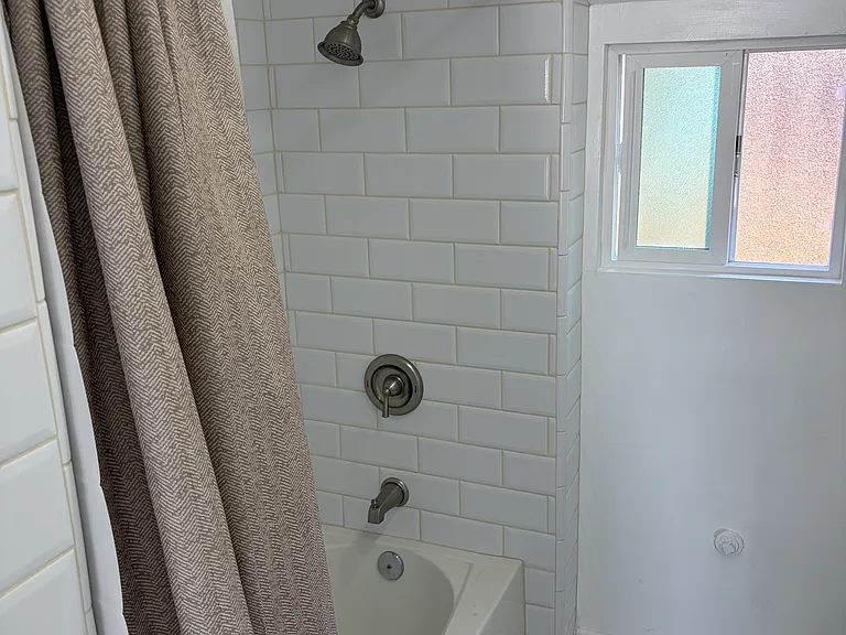 14051 Paramount Blvd #1/2 — Photo 7