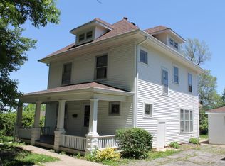 1209N N Buchanan St, Maryville, MO 64468