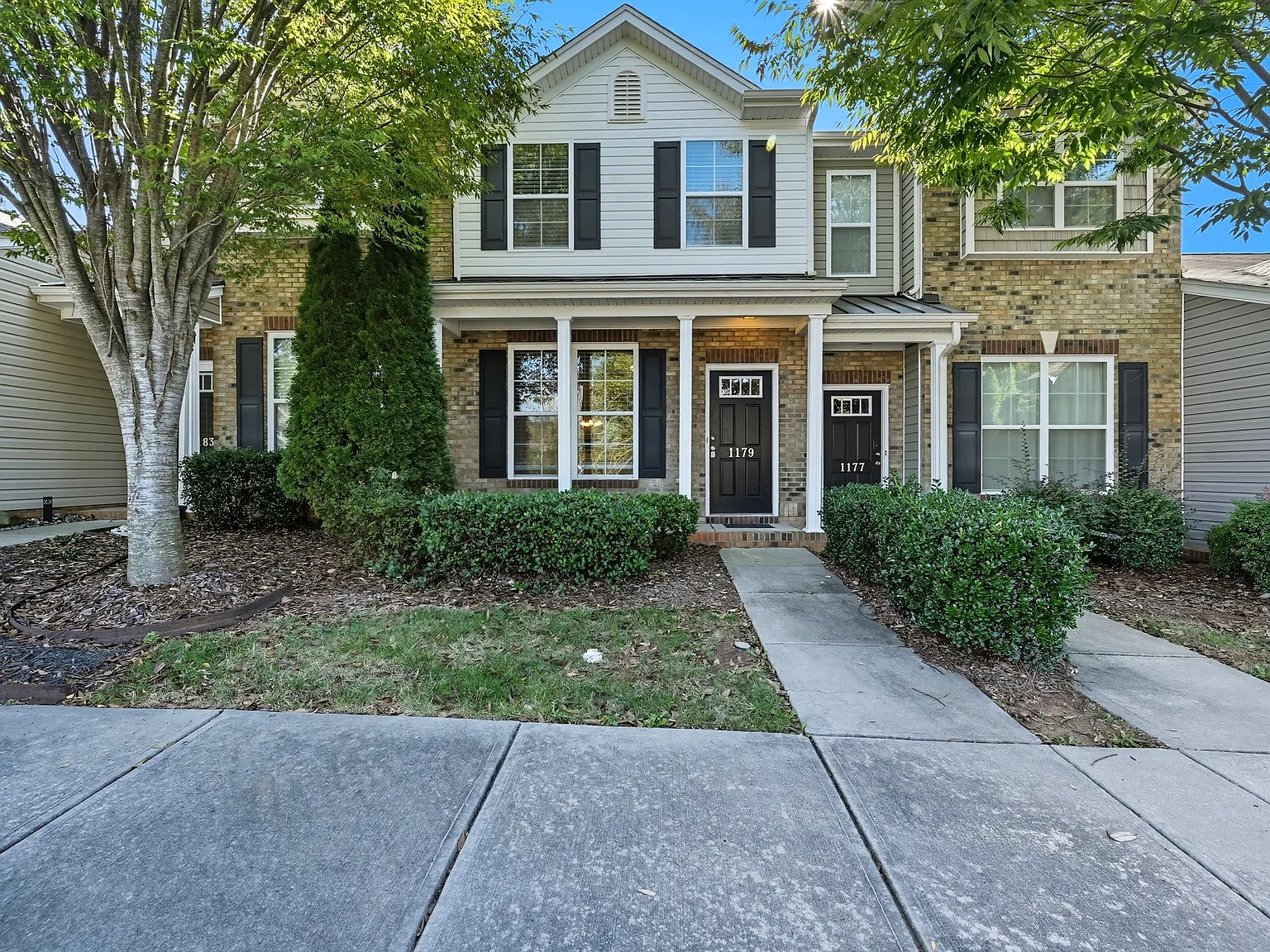 1179 Kelso Ln — Photo 1