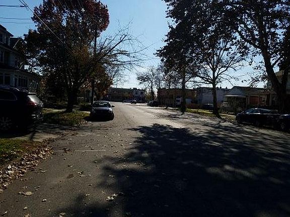 5th image of 23 Penn Blvd