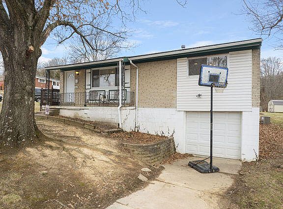 5th image of 124 Brookwood Dr