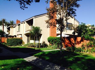 909 W Lamark Ln, Anaheim, CA 92802