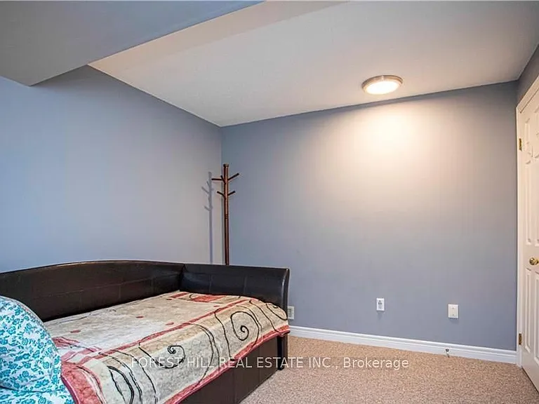 1478 Adelaide St N #23 — Photo 24