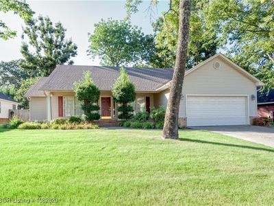 9800 Hanover Cir, Fort Smith, AR, 72908