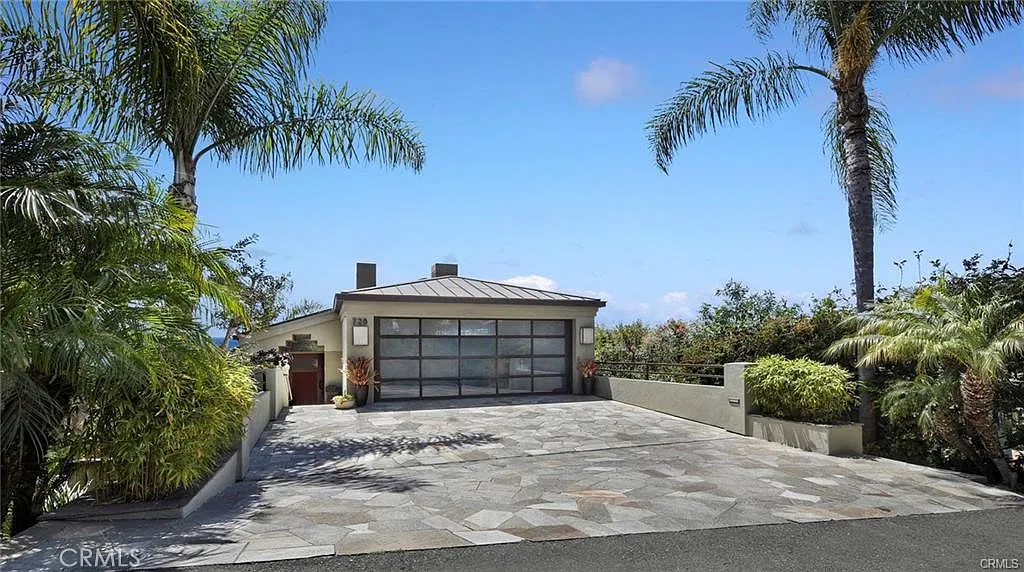 3 bed, 3000 sqft, $17,000 — Photo 1