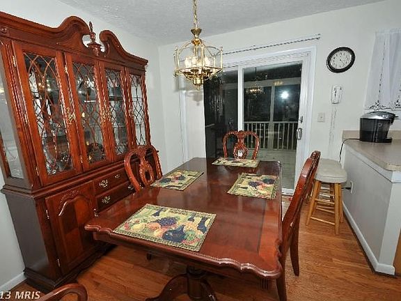 2nd image of 1173 Saint George Dr