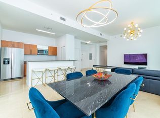 300 Biacayne Blvd #3802, Miami, FL 33131
