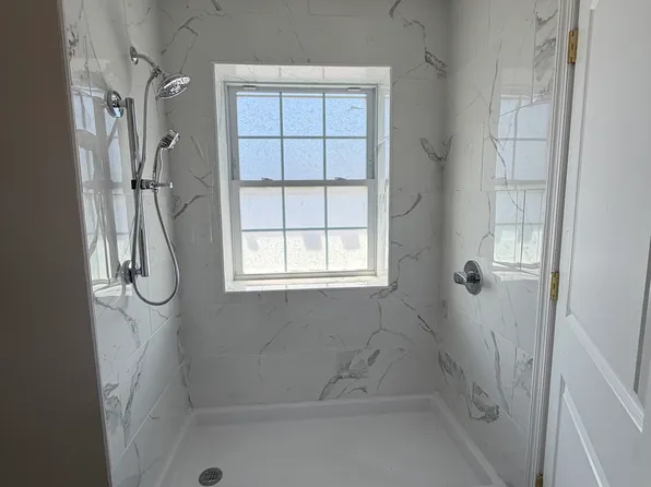 C1 Lily Ct #C1, Roselle, NJ 07203
