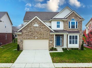 5160 Cutty Ln, Warren, MI 48092