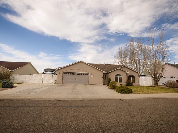 2nd image of 1091 Wildwood Dr