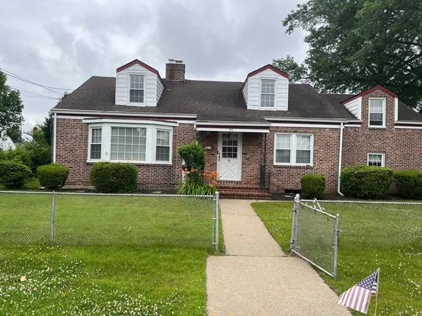 80 West Avenue, Hicksville, NY 11801