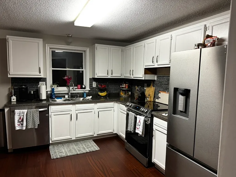 10 Lancelot Dr — Photo 6
