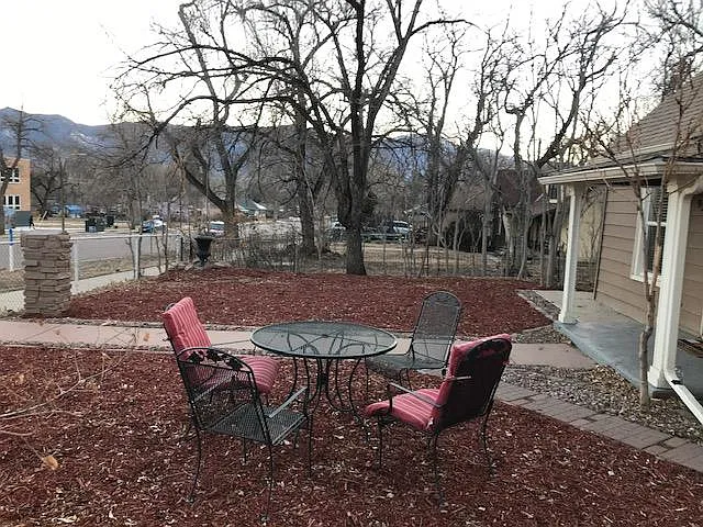 926 E Moreno Ave — Photo 8