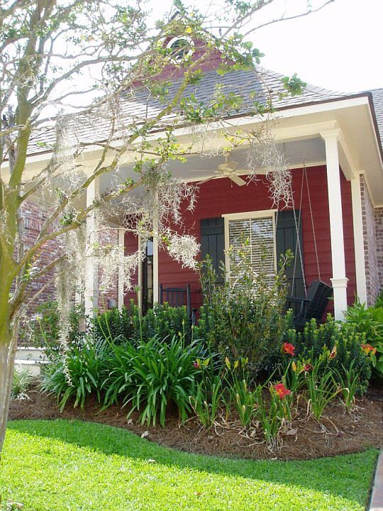 2nd image of 2942 Wildflower Ln