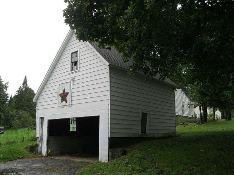 2nd image of 714 W German St