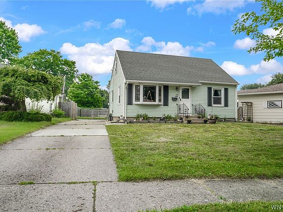2nd image of 209 Darwin Dr