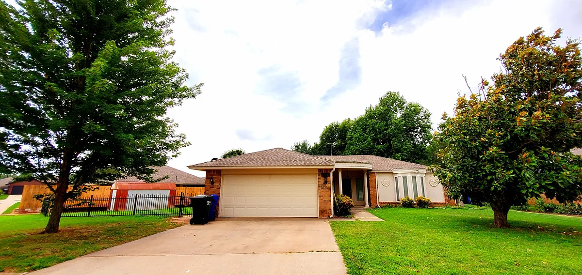 Building Photo - 1536 Creekside Dr