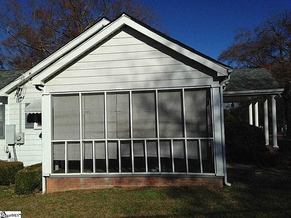 3rd image of 67 Peachtree St
