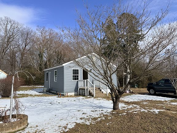 2nd image of 6612 Cozy Ln