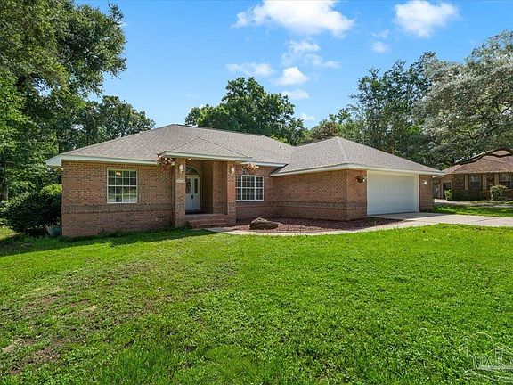 2nd image of 10738 Magnolia Ln