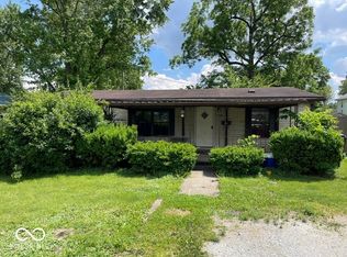308 W Parkway Dr, Cambridge City, IN 47327