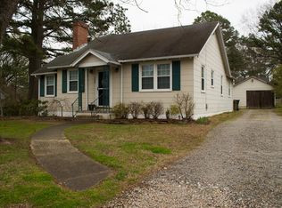 208 N Brunswick Ave, South Hill, VA 23970