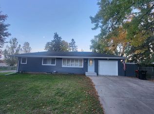 1596 Grandview Ave E, Maplewood, MN 55109