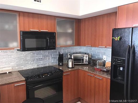 3rd image of 16699 Collins Ave APT 2008