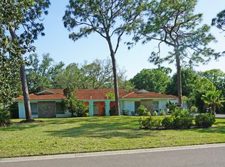 1851 Oak Creek Dr, Dunedin, FL 34698