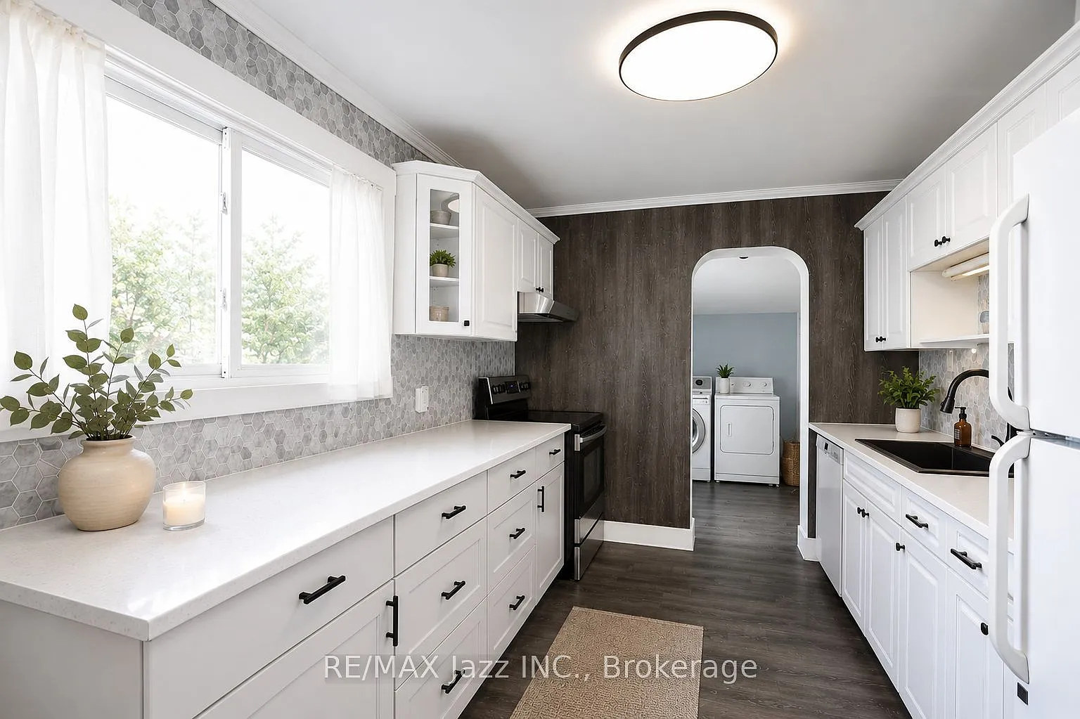 3 bed, $2,450 — Photo 2