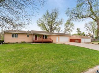 513 N Main Ave, Hartford, SD 57033