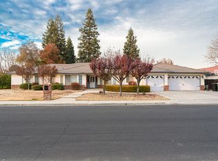 2558 Sterling Ave, Sanger, CA 93657