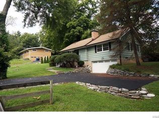 1405 Hudson Rd, Saint Louis, MO 63135