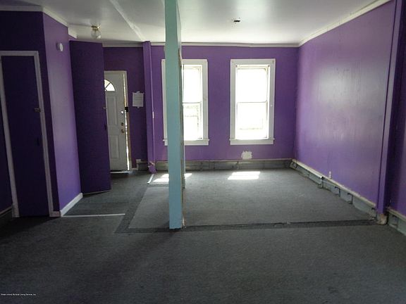 4th image of 56 John St