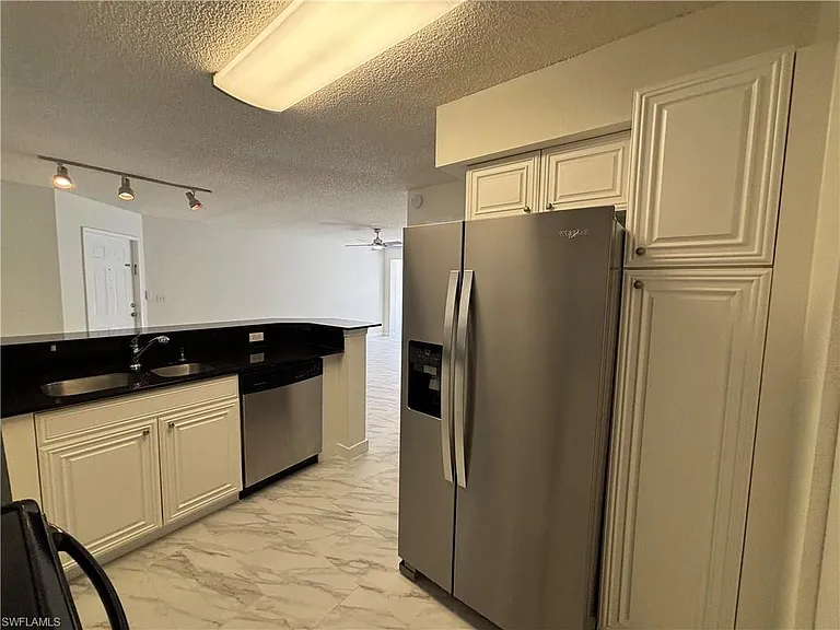 8265 Ibis Club Dr #610 — Photo 4