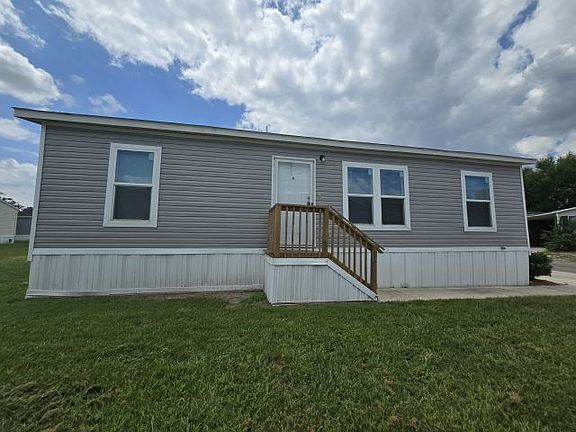 5th image of 1123 Walt Williams Rd #204