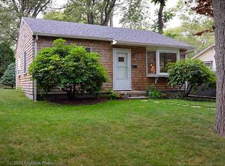 9 Calypso Dr, Saunderstown, RI 02874