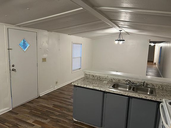 4th image of 8775 McGlothlin St