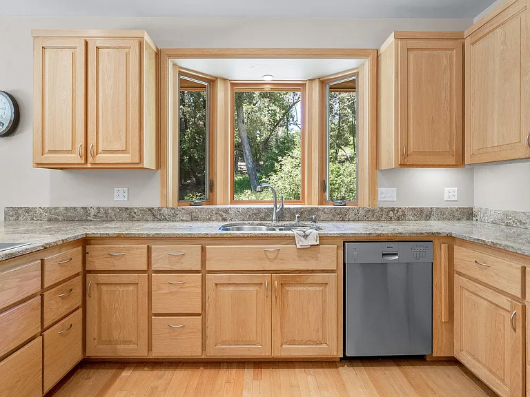 310 Wild Iris Ln — Photo 17