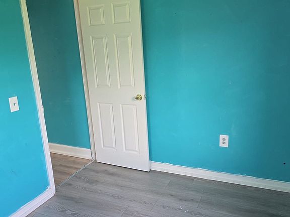 2nd image of 3304 Ellington Ct #3304