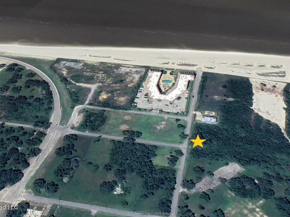 3rd Ave, Pass Christian, MS 39571