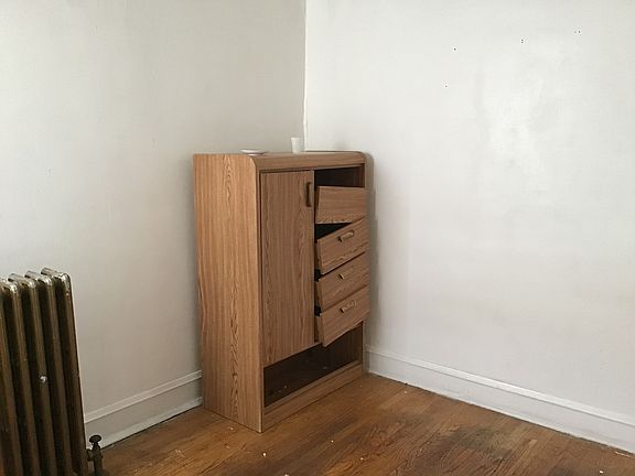 5th image of 1048 N Parkside Ave