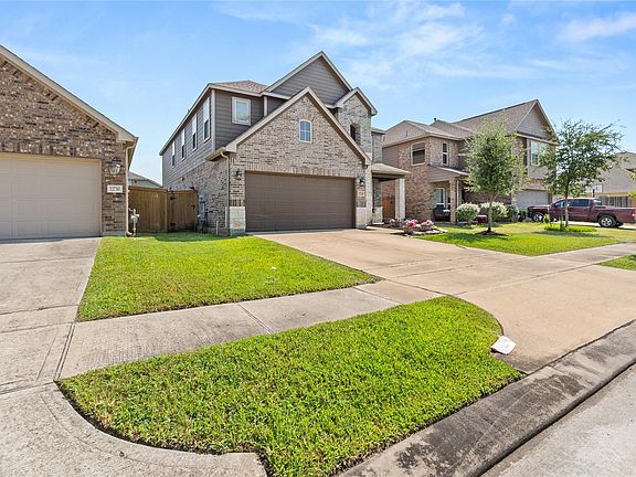 2nd image of 12726 Tullich Ln
