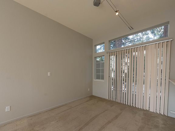 4th image of 979 Pinto Palm Ter APT 11