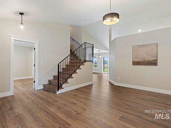 5th image of 3597 S Capulet Way