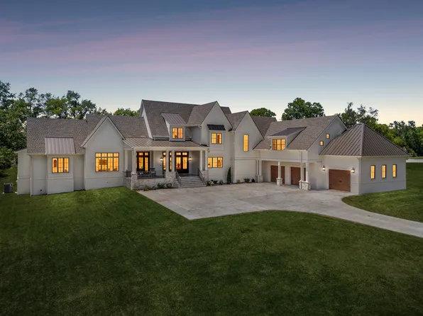 197 E Bugg Hollow Rd, Gallatin, TN 37066